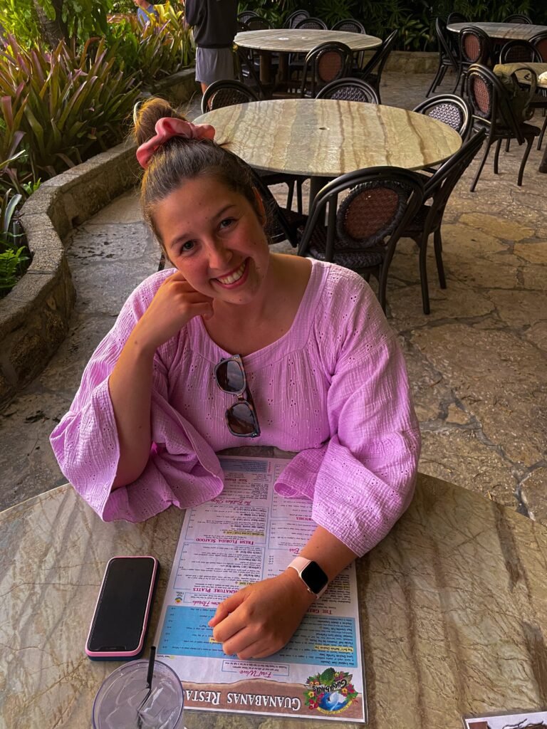 J in guanabanas