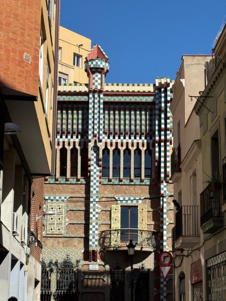 casa vicens gevel