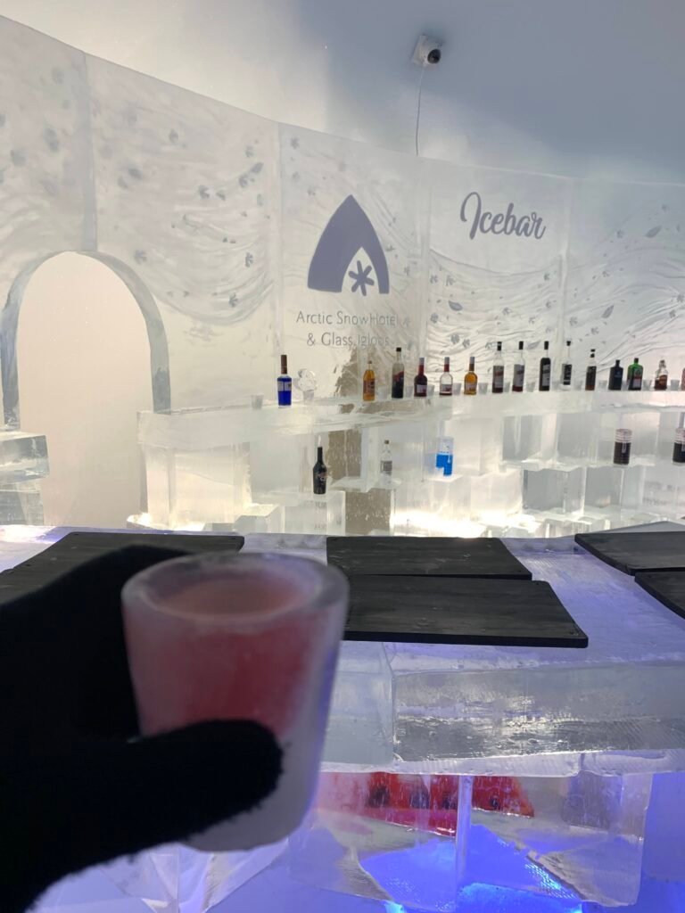 ijsshot snowhotel lapland